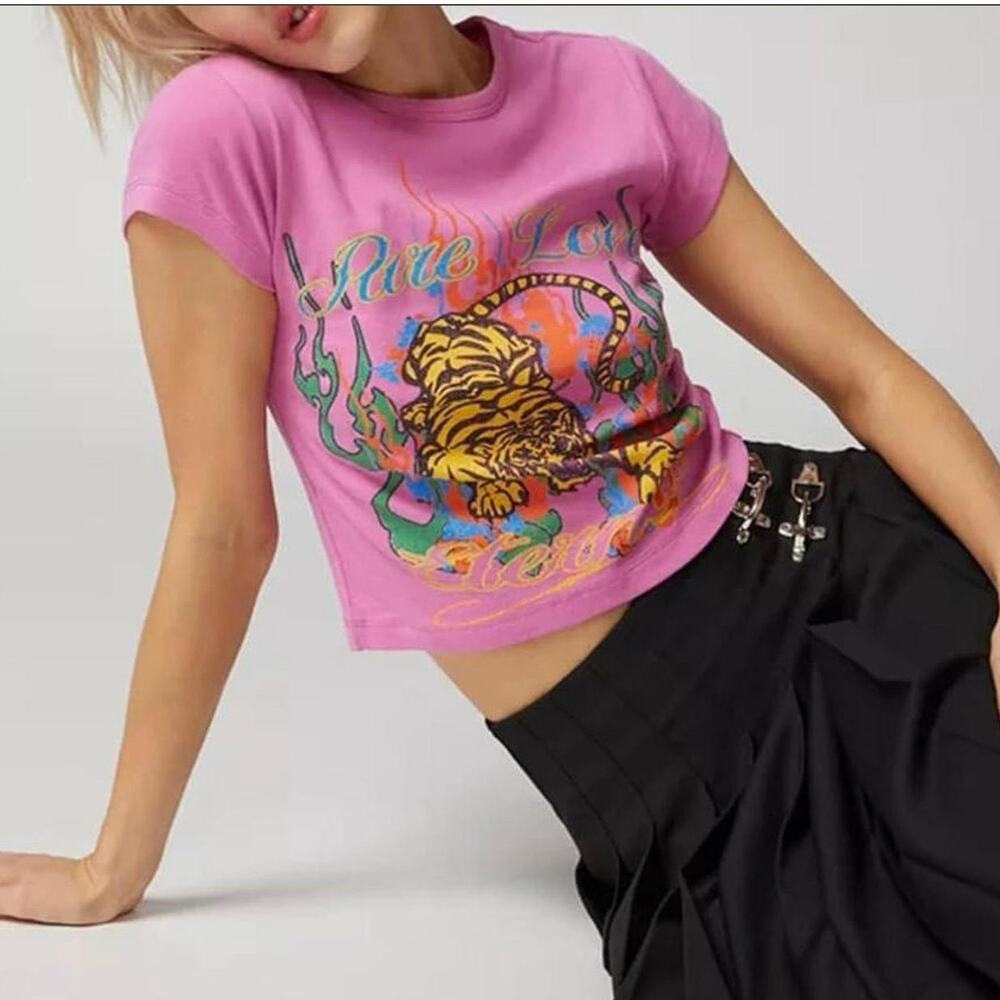 Y2K Urban Outfitters Pink Tiger Baby Tee - Size L